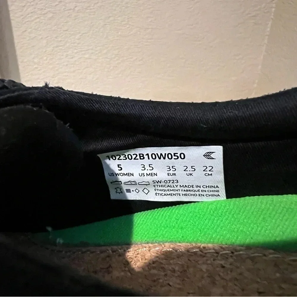 Cariuma OCA Low Speed Hooks All Black Suede Unisex Women’s 5 Men’s 3.5 - Picture 9 of 9